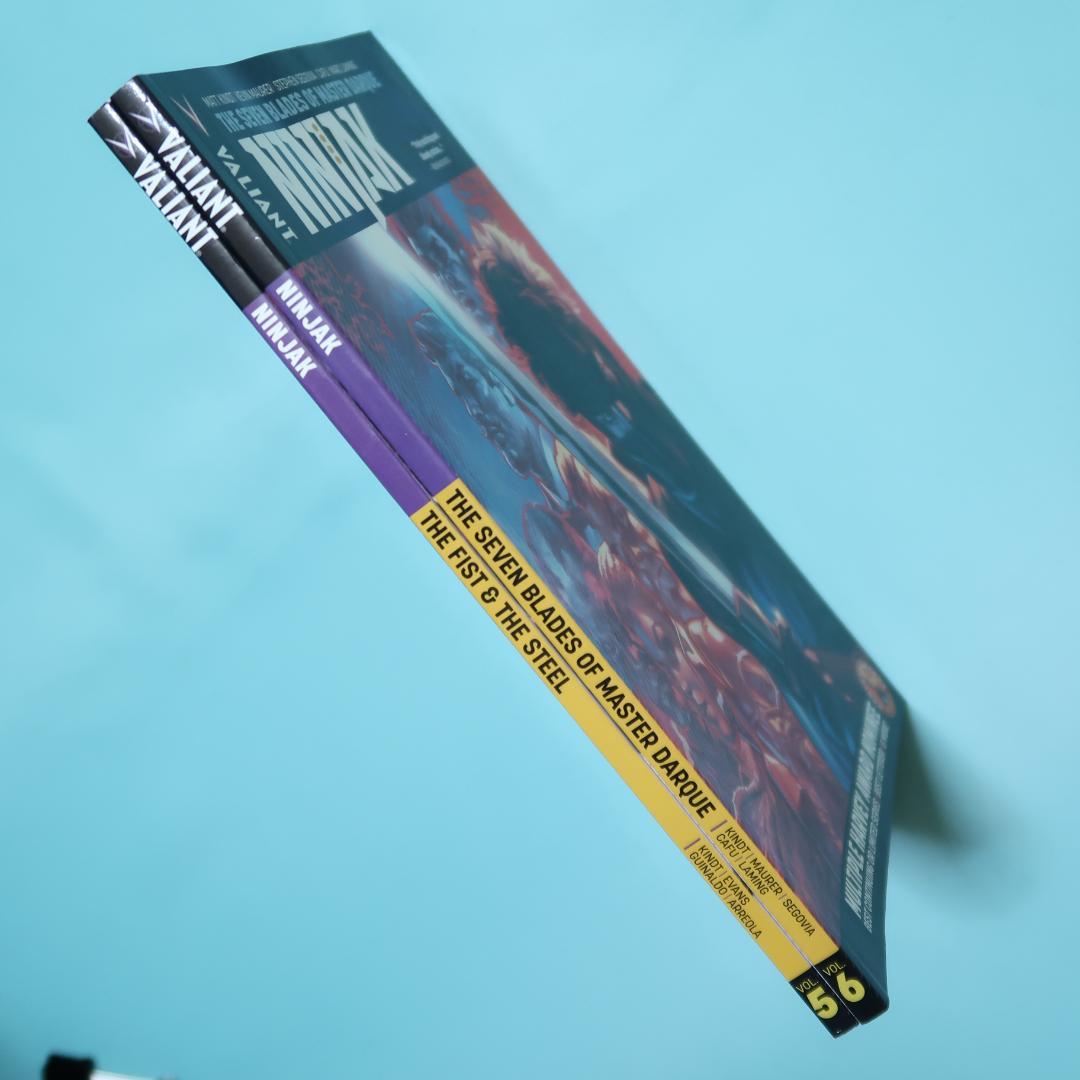 セール！ 洋書　アメコミ　Ninjak　VALIANT　2冊セット