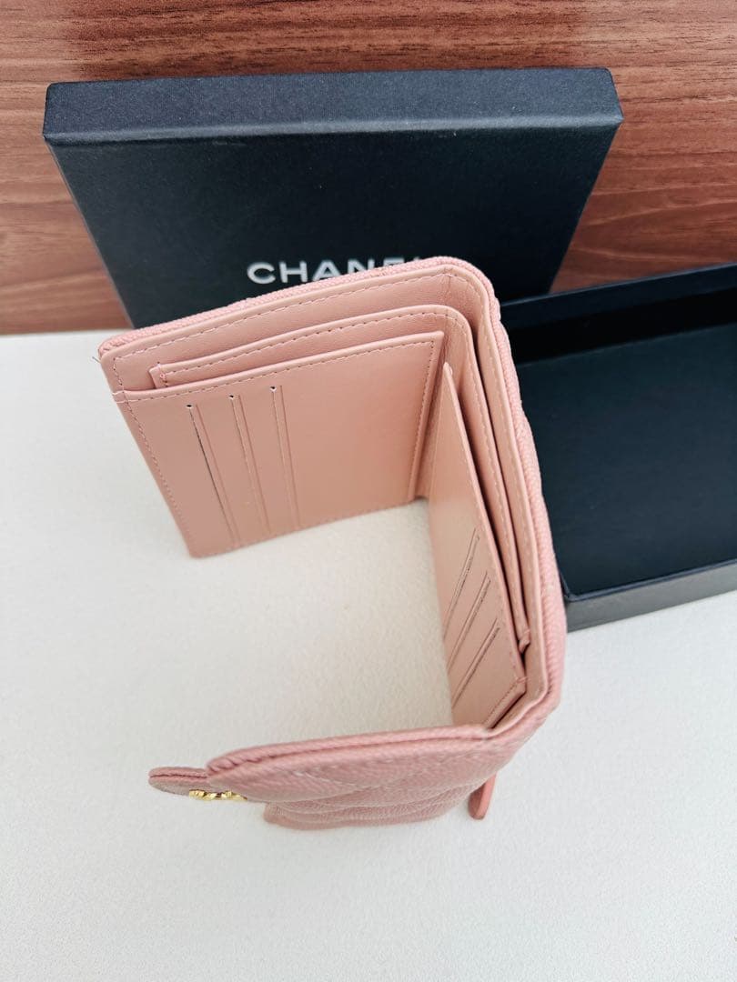 CHANELシャネル マトラッセ キャビアスキン 三つ折り財布 ピンク ゴールド