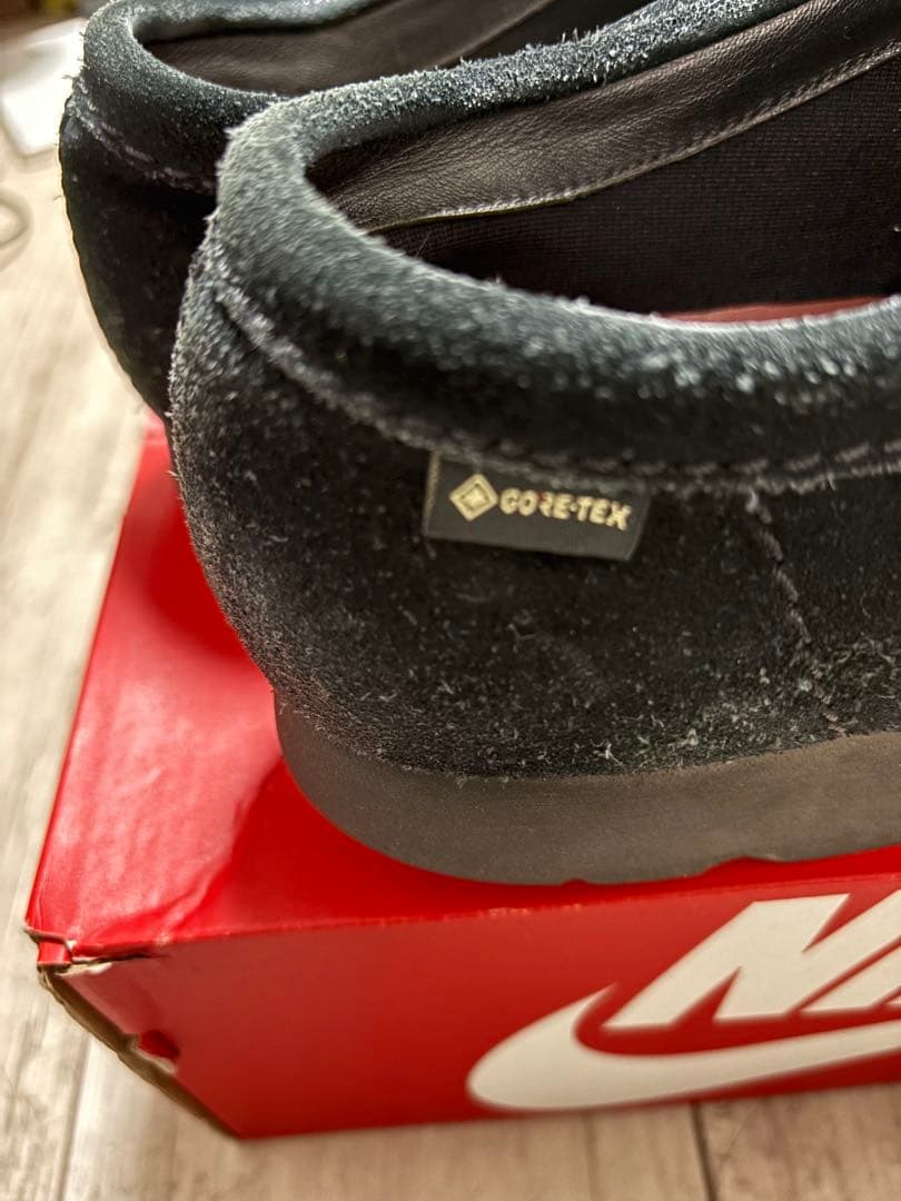 CLARKS ワラビーゴアテックス