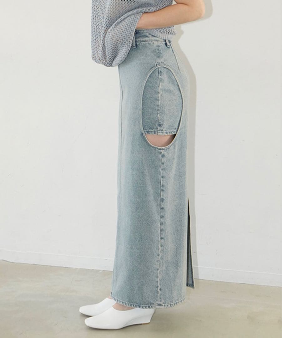 CLANE/クラネ　CIRCLE CUT LAYERED DENIM SKIRT