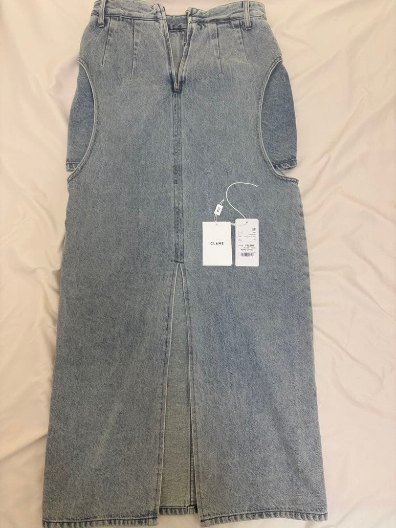 CLANE/クラネ　CIRCLE CUT LAYERED DENIM SKIRT
