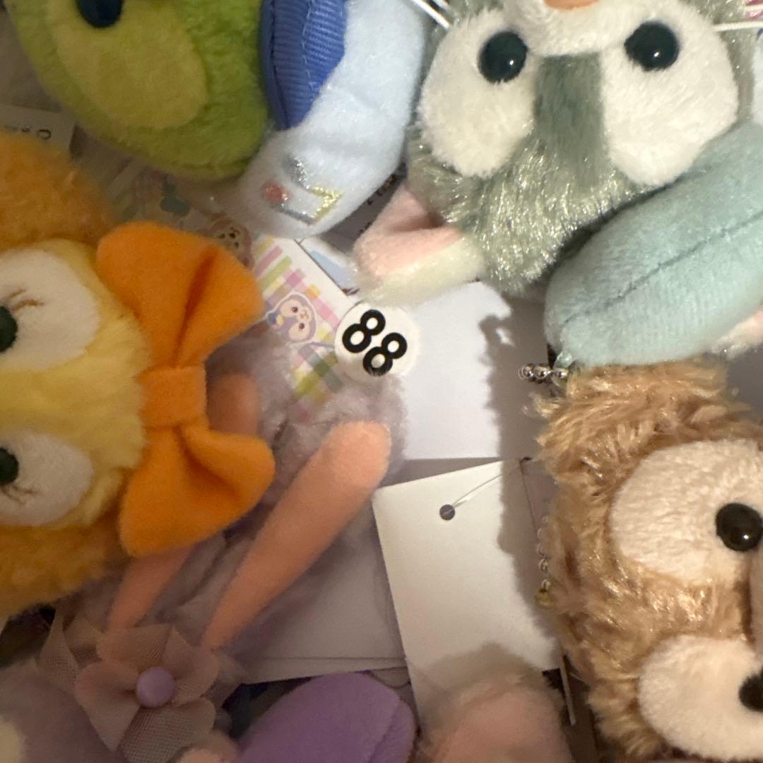 専用！ディズニー シー　ダッフィー ハートフェルトレターズ ぬいぐるみバッジ