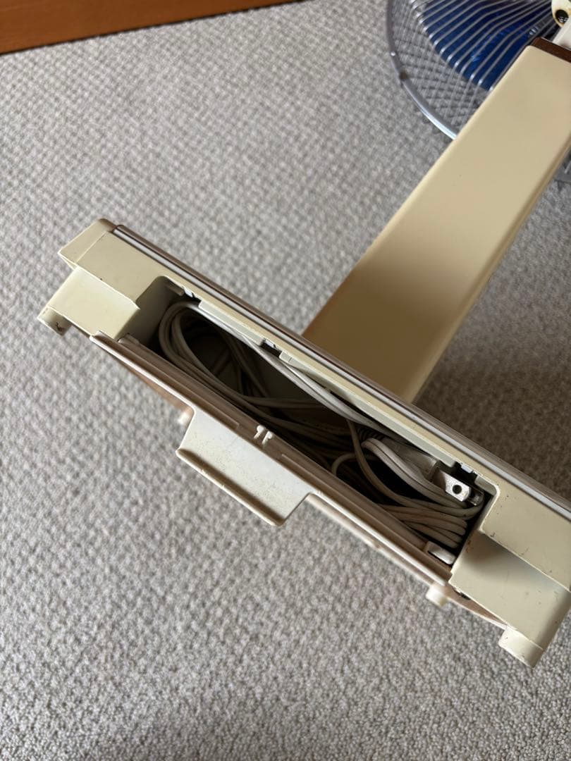 【値下げしました】東芝扇風機　昭和レトロの青い羽根の扇風機
