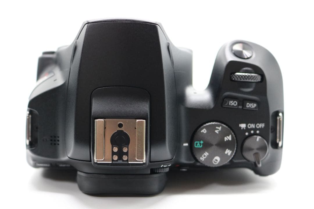 超美品 【Canon EOS Kiss X10 トリプルレンズセット】 安心保証