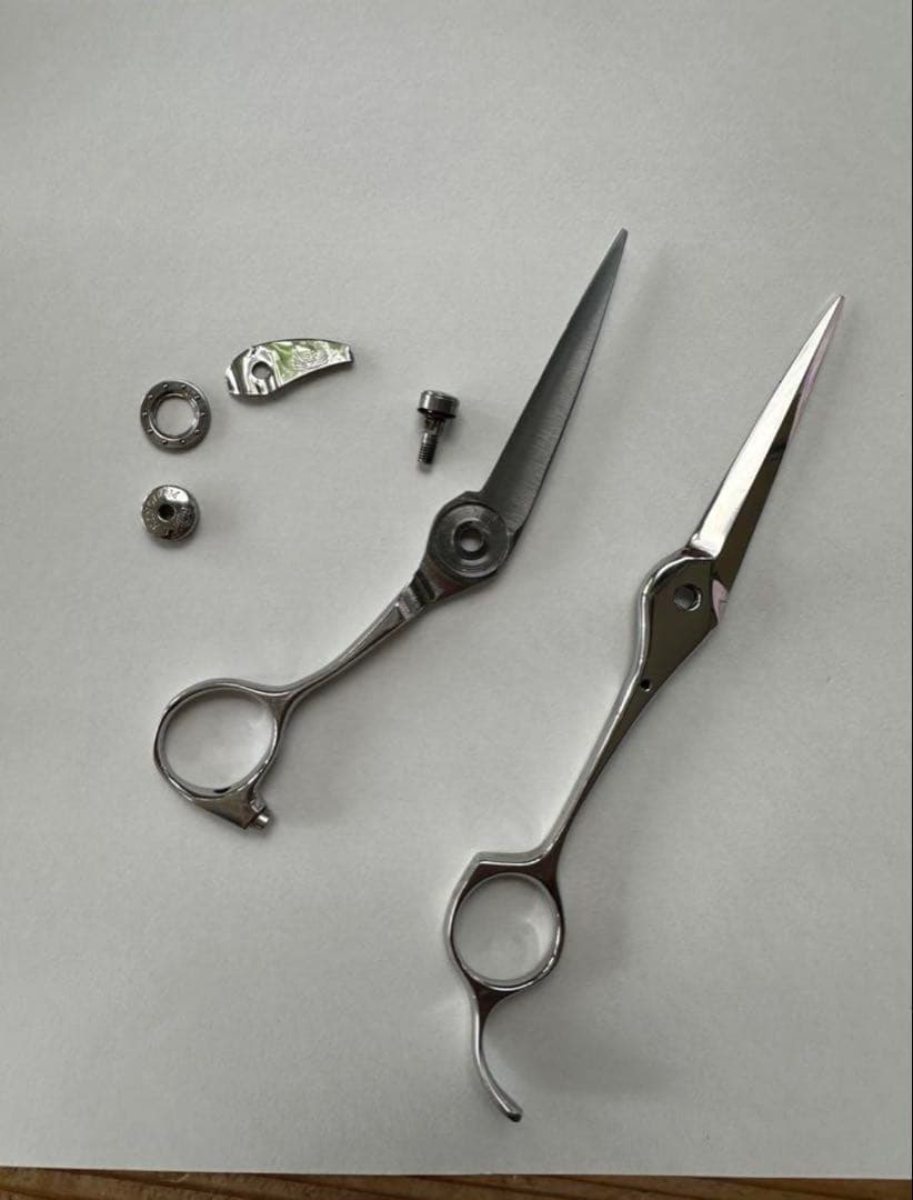 【最安】【即日発送】ナルトシザー スピンヘネシー 5.6インチ