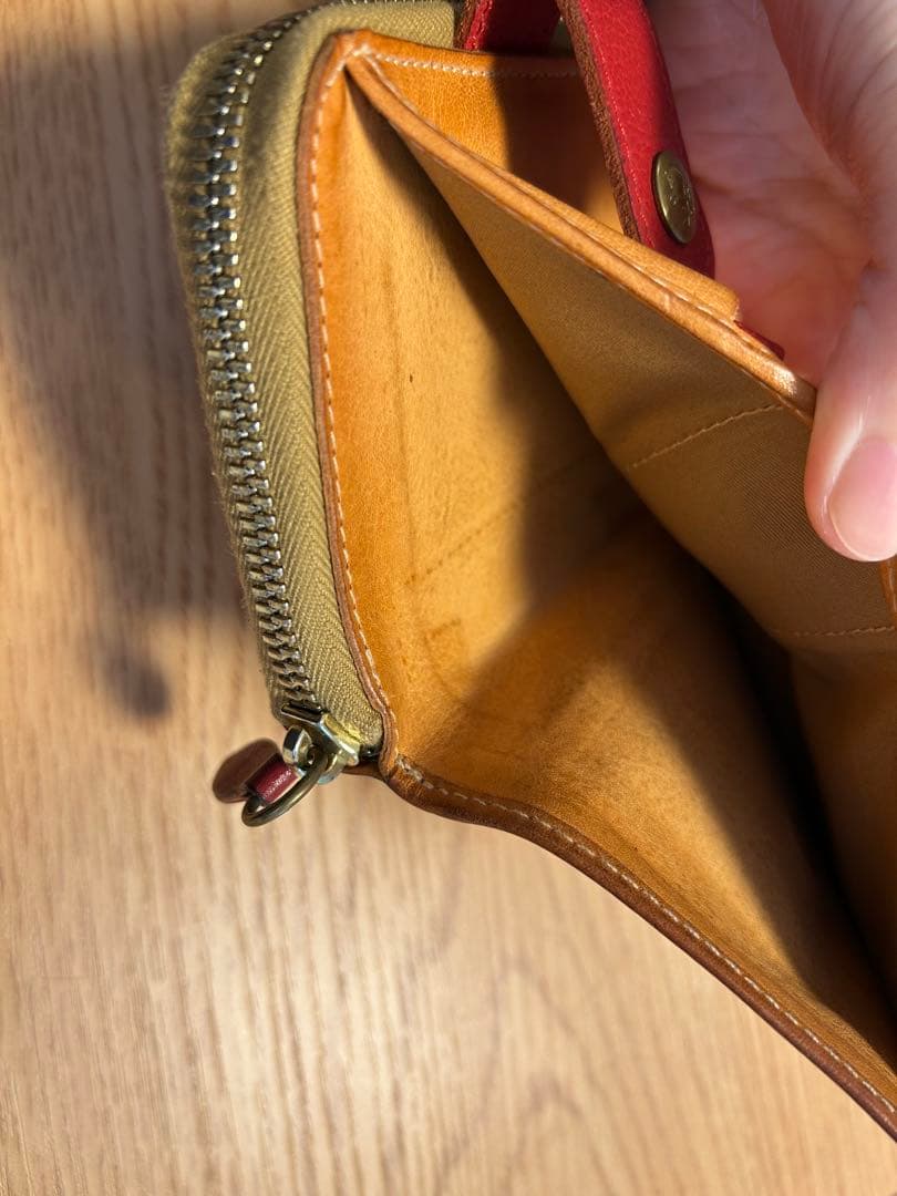 IL BISONTE 二つ折り財布