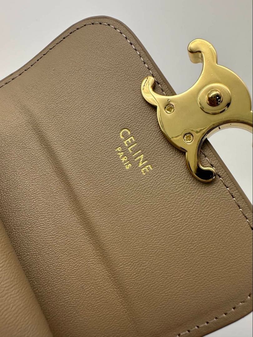 週末値下げ！CELINE 二つ折り財布 グレージュ