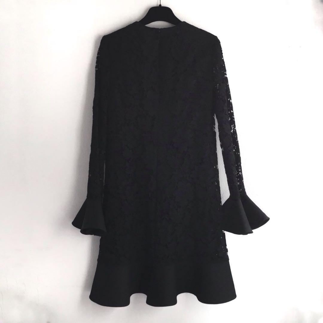 <YUCO>VALENTINO 黒 レース フレア袖 ワンピース