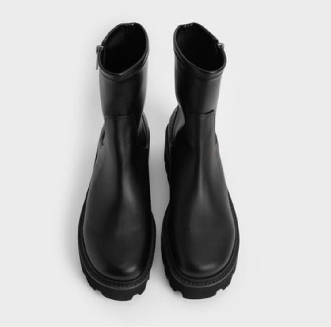 CHARLES&KEITH チャールズアンドキース　サイドジップブーツ　黒