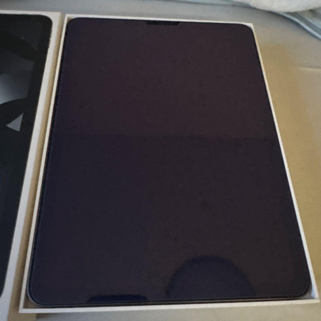 iPad Air 第5世代　Wi-Fiモデル64GBバッテリー最大容量100%