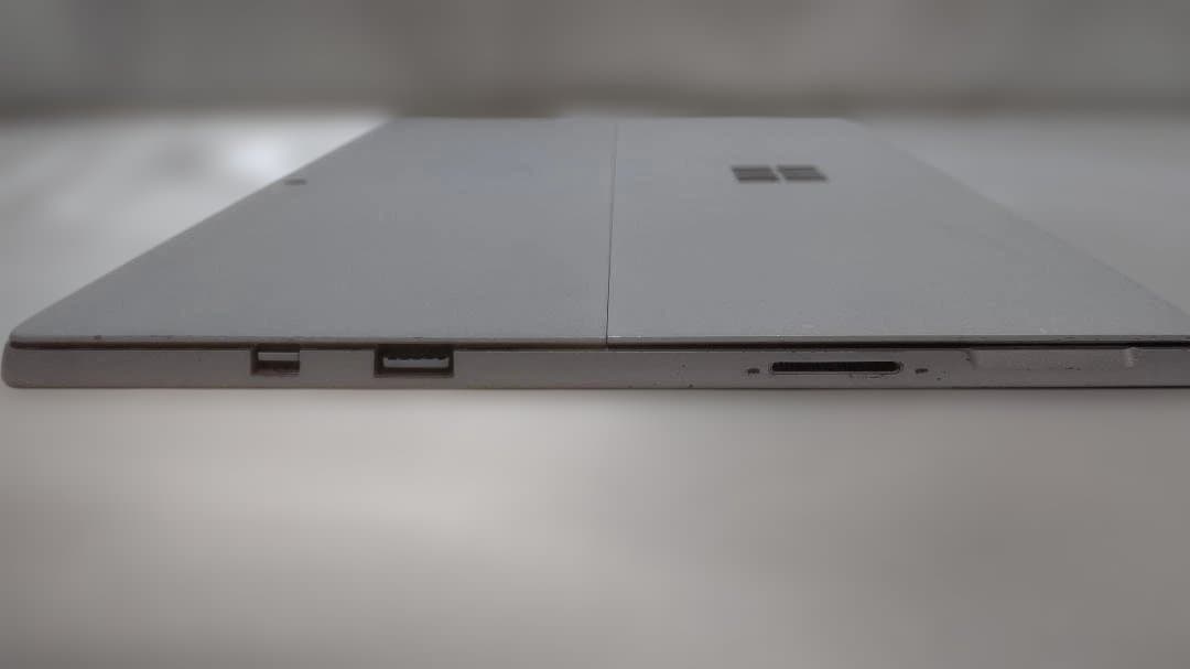 タムさん専用 Microsoft Surface Pro 本体＋ACアダプタ