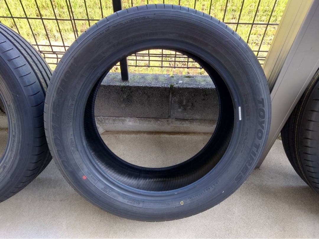 225/55R19 トーヨー　プロクセス　スポーツ　タイヤ　19インチ　ハリアー