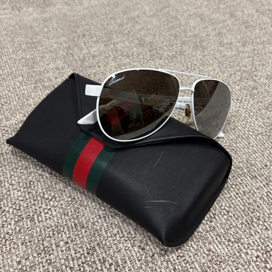 【値下げしました】GUCCI アビエーターサングラス ホワイト