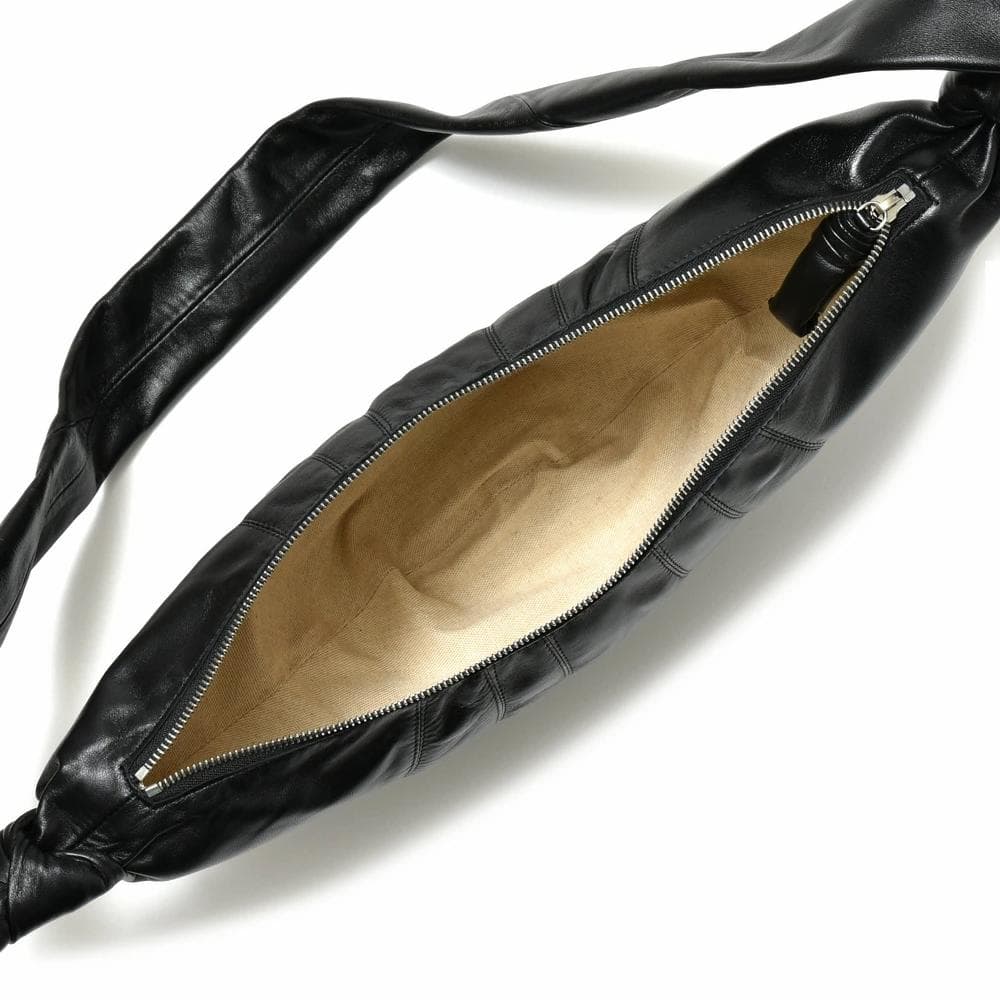 新品 定価22.4万 LEMAIRE（ルメール） ミディアムクロワッサンバッグ