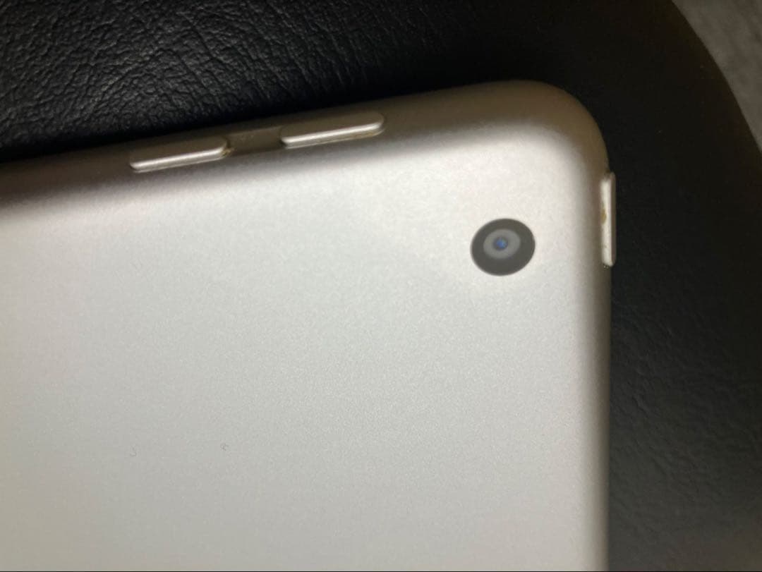 Apple iPad 第6世代　32GB A1893