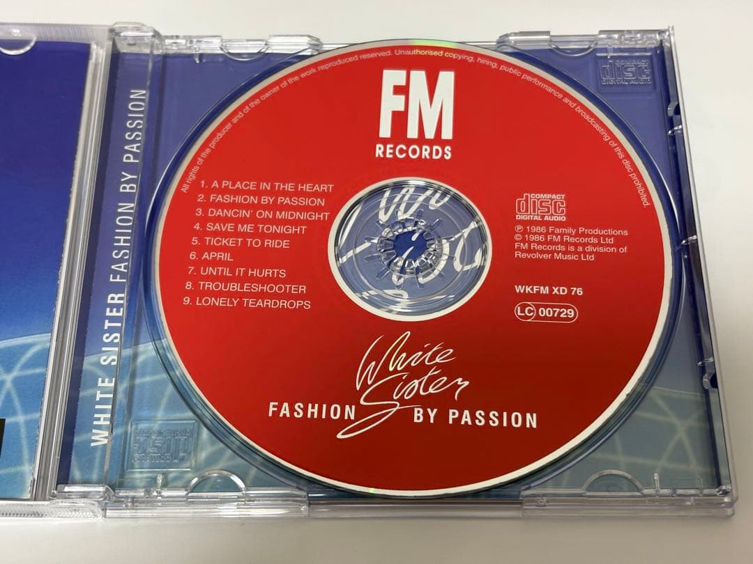 洋楽 WHITE SISTER / FASHION BY PASSION