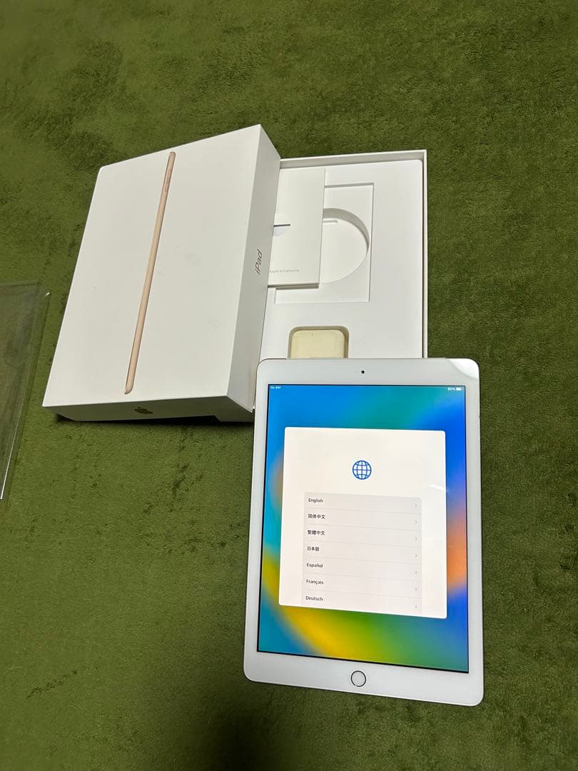 Apple iPad (第5世代) 32GB ゴールド