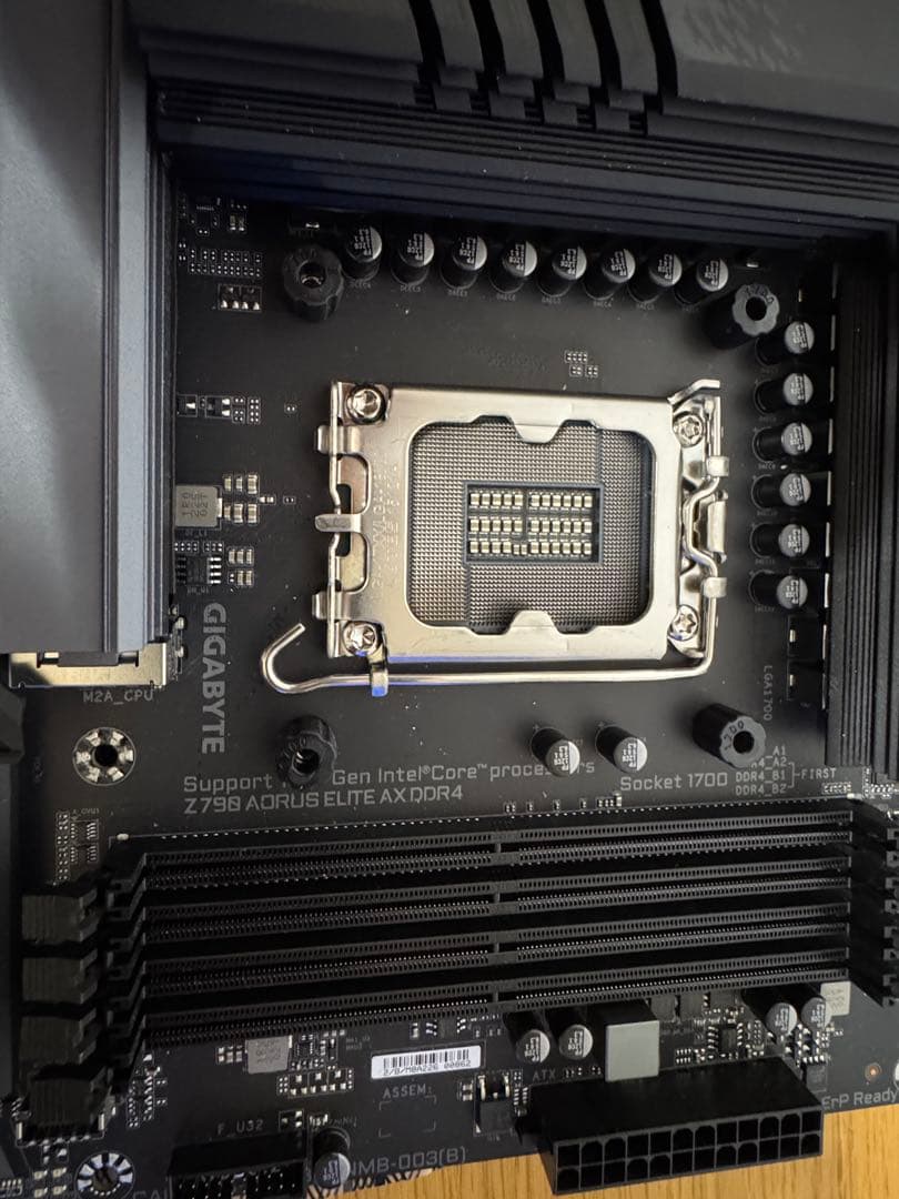 マザーボード Gigabyte Z790M AORUS ELITE AX DDR4