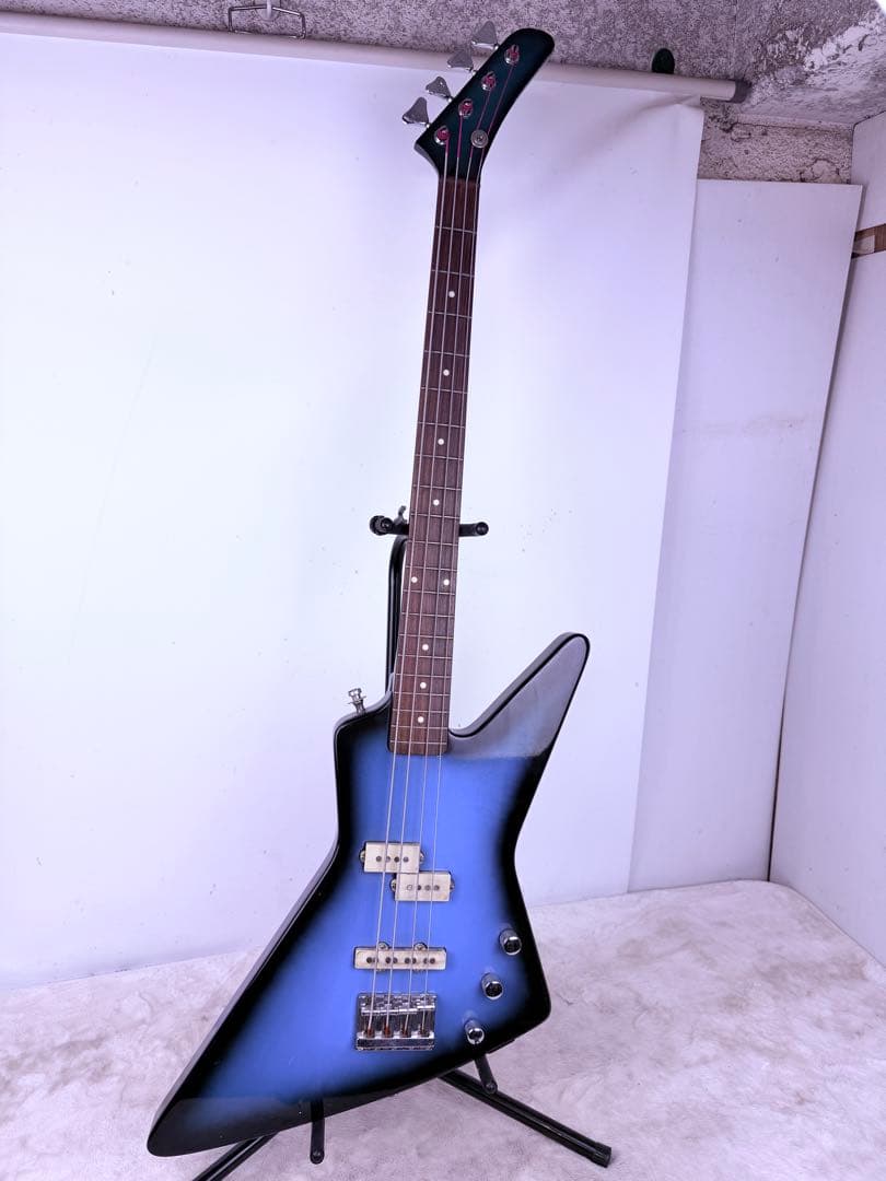 貴重品♪ Fernandes EXB-85 Explorer Bass
