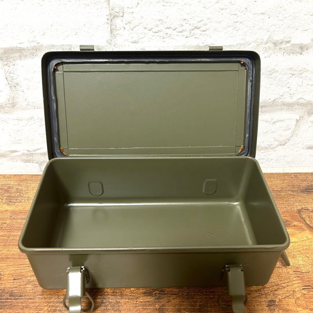 現地購入 フランス軍のFirst Aid l Box メディカルボックス