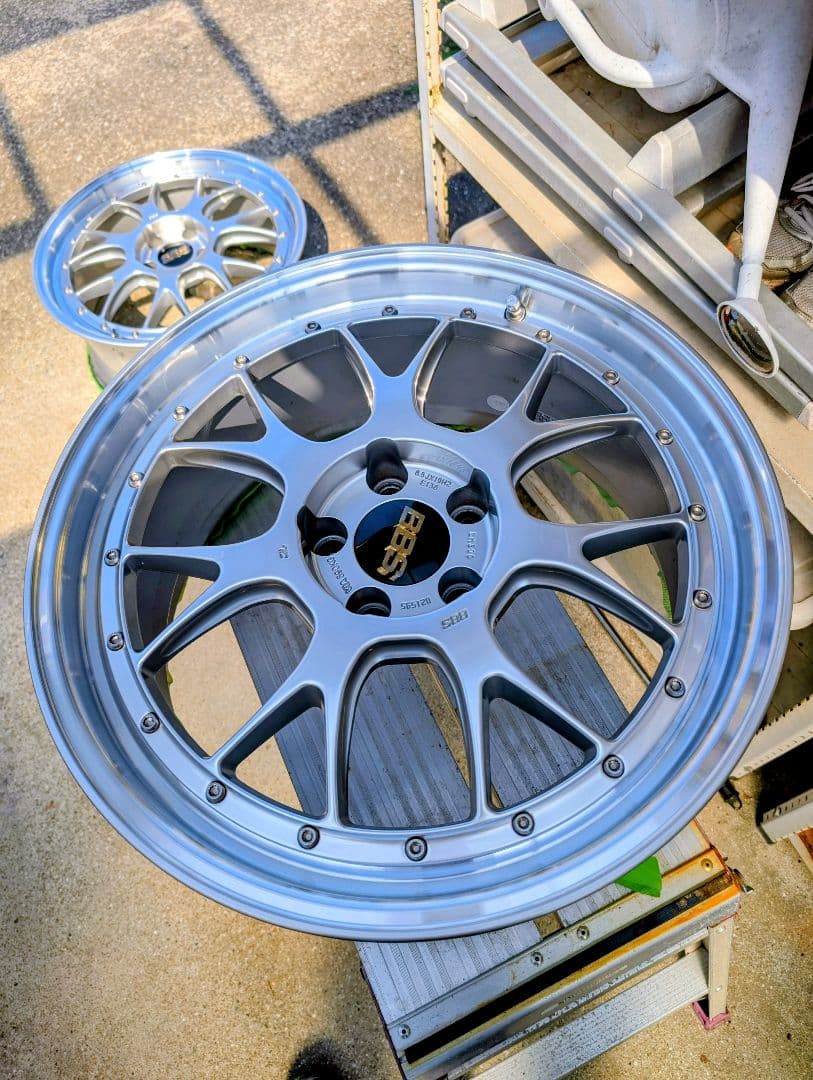 BBS LM300 19インチ　8.5J ET38