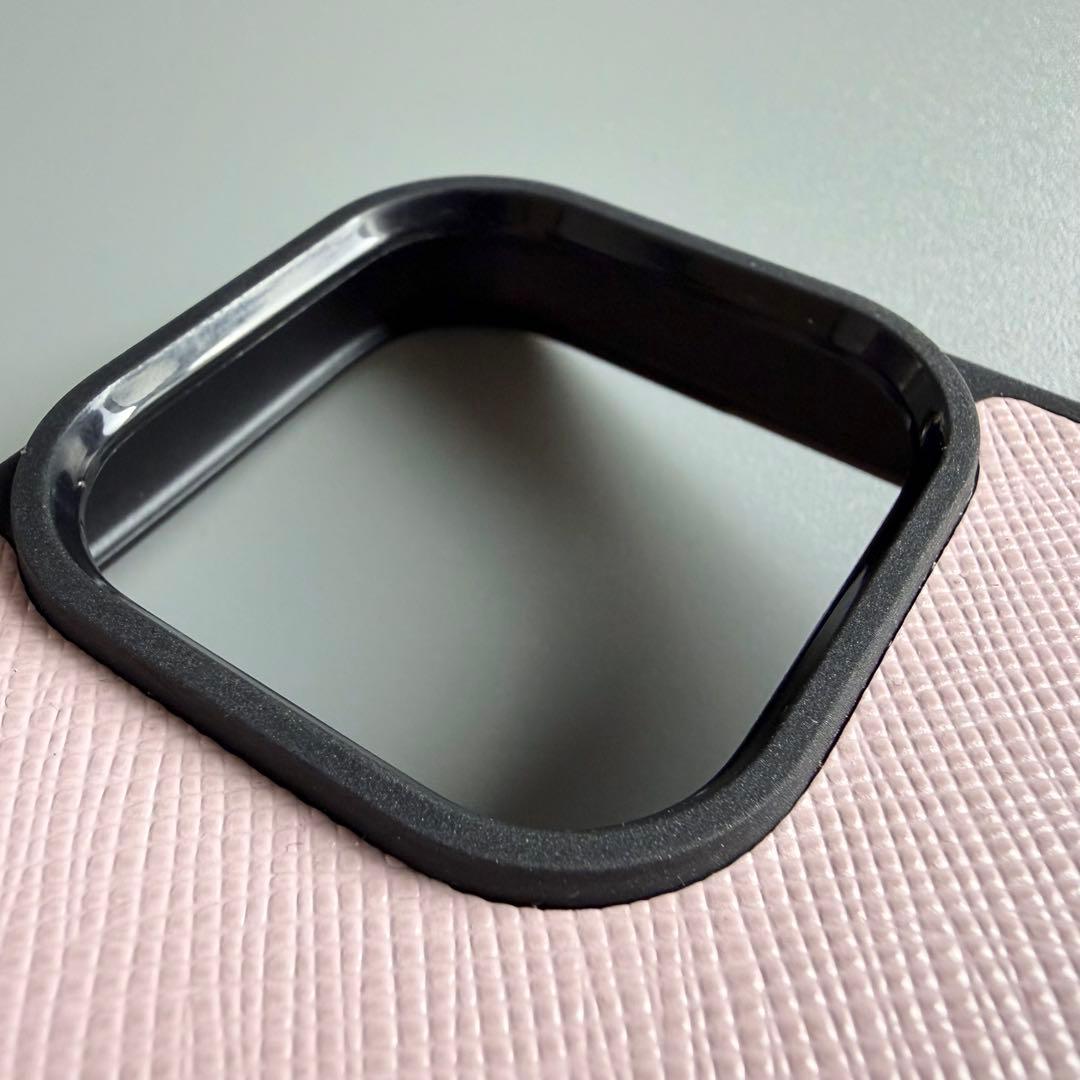 新品 未使用 プラダ PRADA iPhoneケース 15 Pro ロゴ ピンク