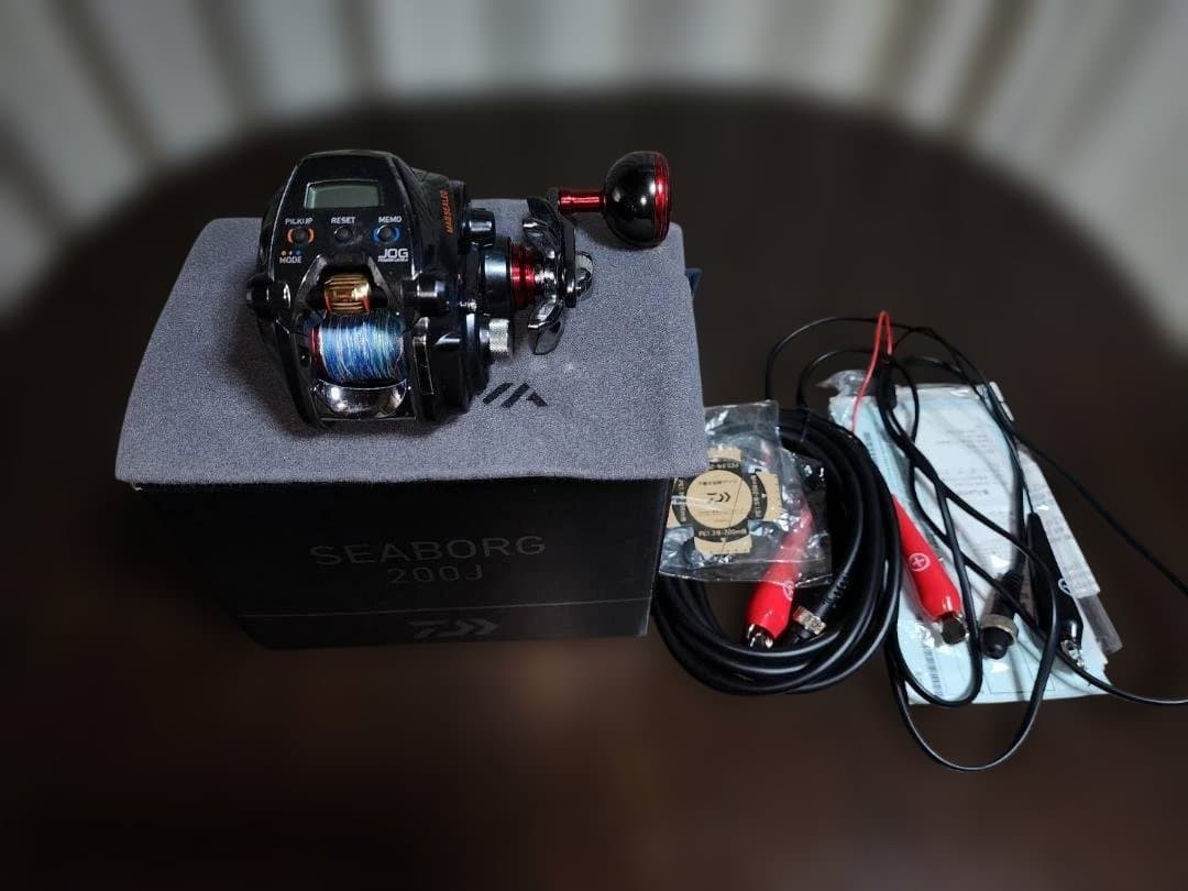 ダイワ　SEABORG 200J 電動リール