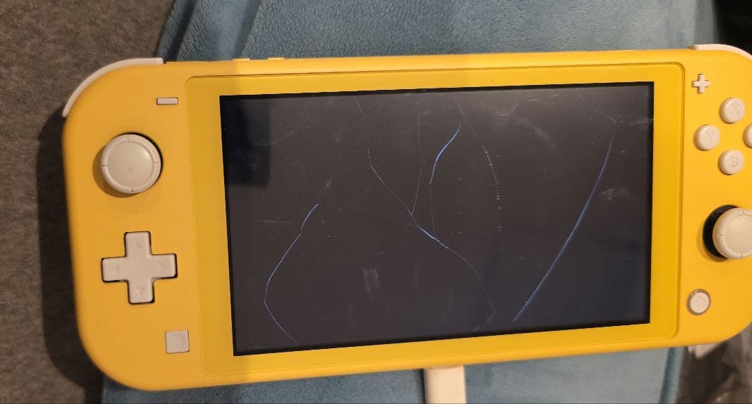 Switchライト イエロー
