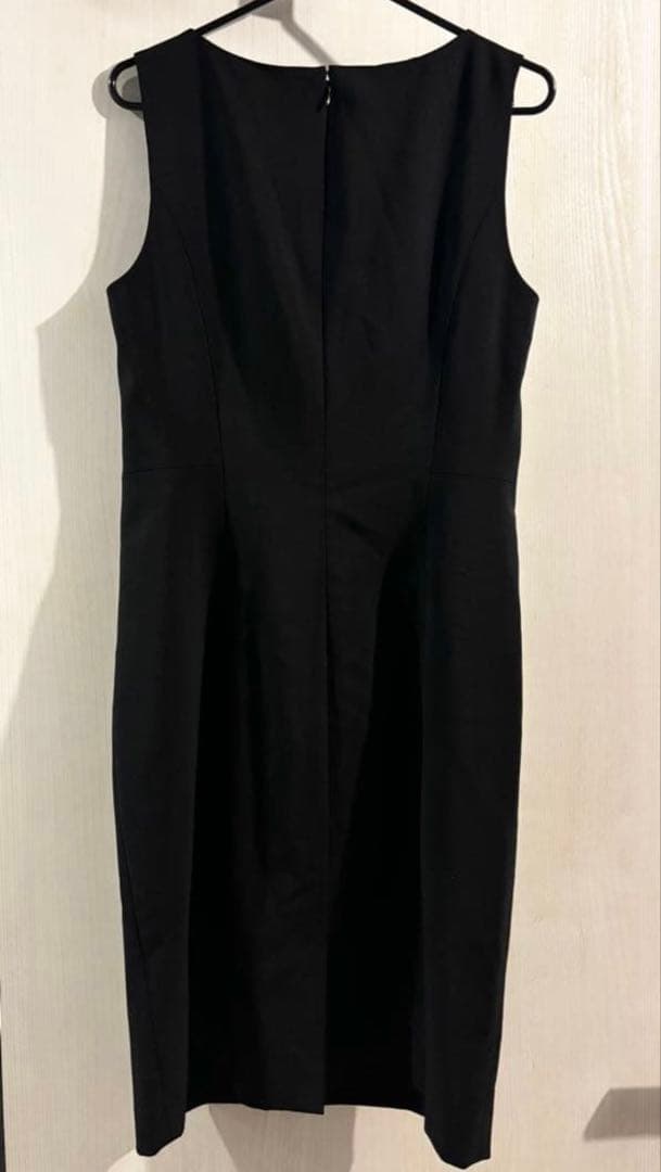 新品 Theory セオリー ワンピース ブラック 4 BETTY 2 黒 無地