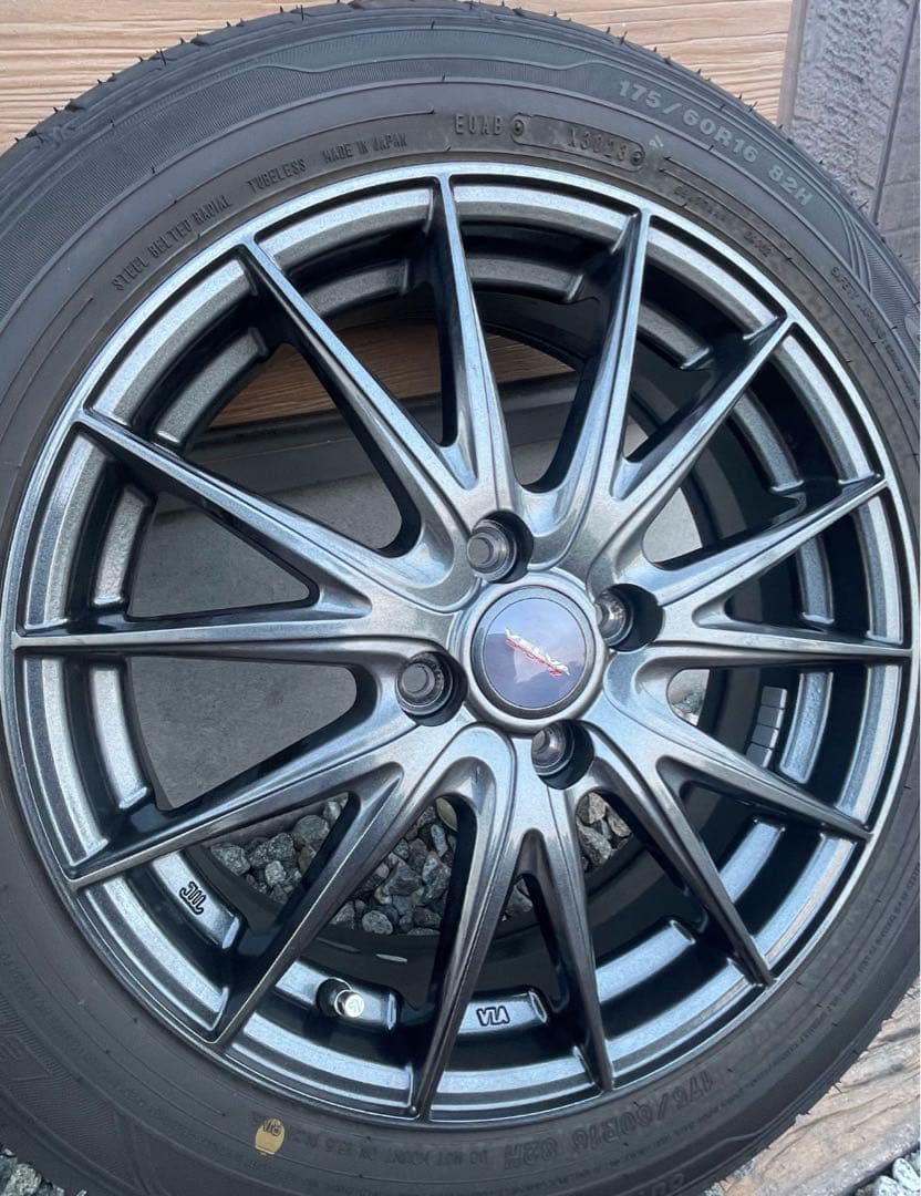 半値以下175/60R16 82H グッドイヤー イーグル LS EXEウェッズ