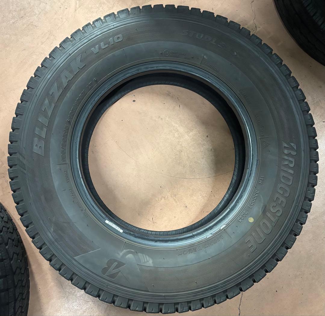 専用　 ブリヂストン VL10 195/80R15 ブリザック 2025年製