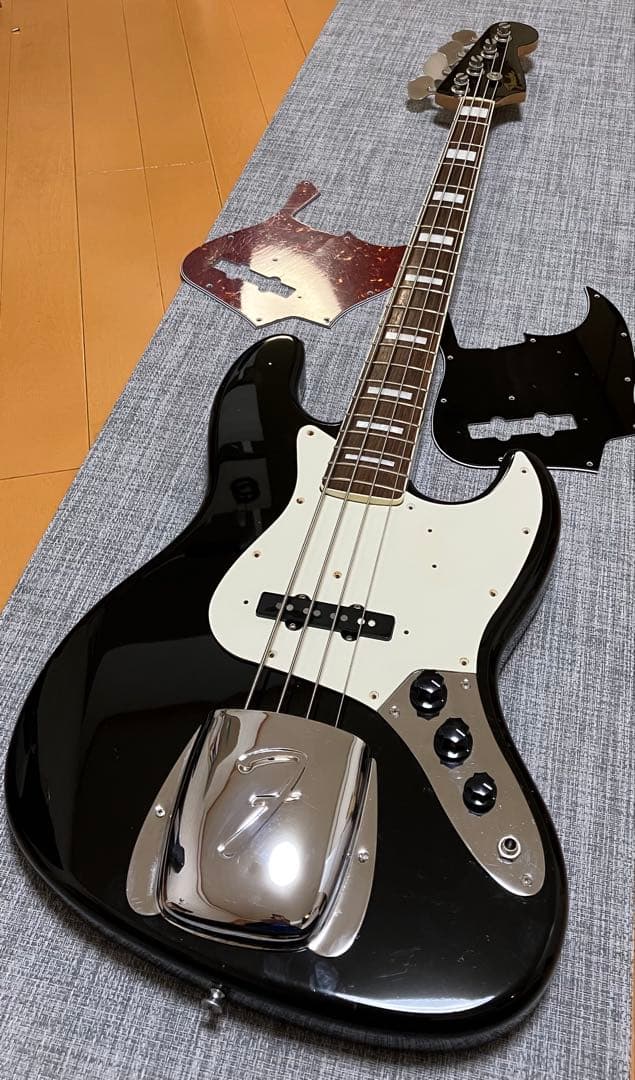 ベース Fender Japan JB75-90US BLK/MH