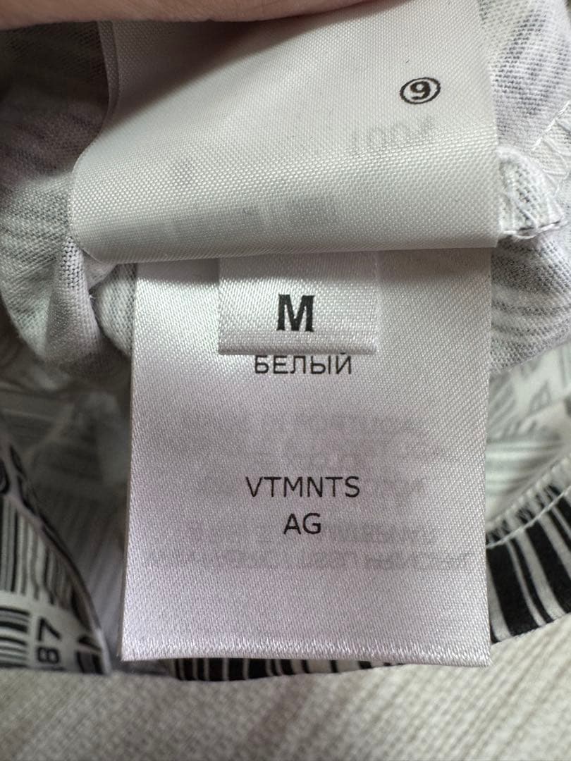 【新品未使用】VTMNTS バーコードモノグラム　Tシャツ　Mサイズ