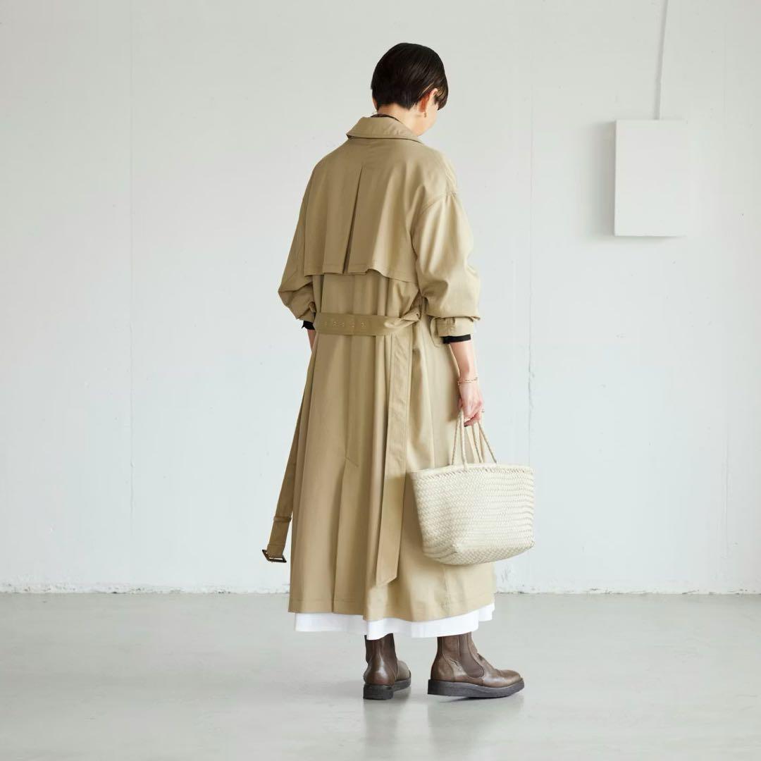 美品　クラシトリップスパブリッシング　トレンチコート