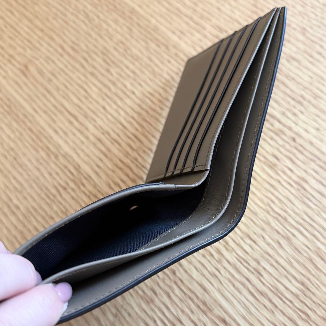 LOEWE バイフォールド　ウォレット　二つ折り財布　札入れ