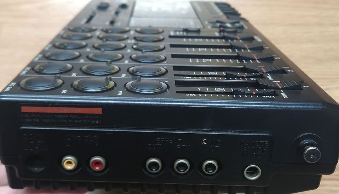 ★☆TASCAM　PORTA 05 マルチトラックレコーダー