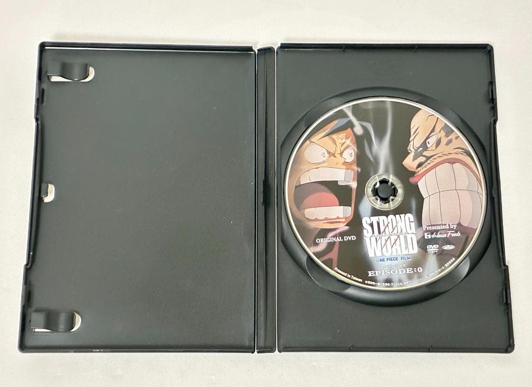 ワンピース ストロングワールド＋エピソード0 セルDVD 2点セット