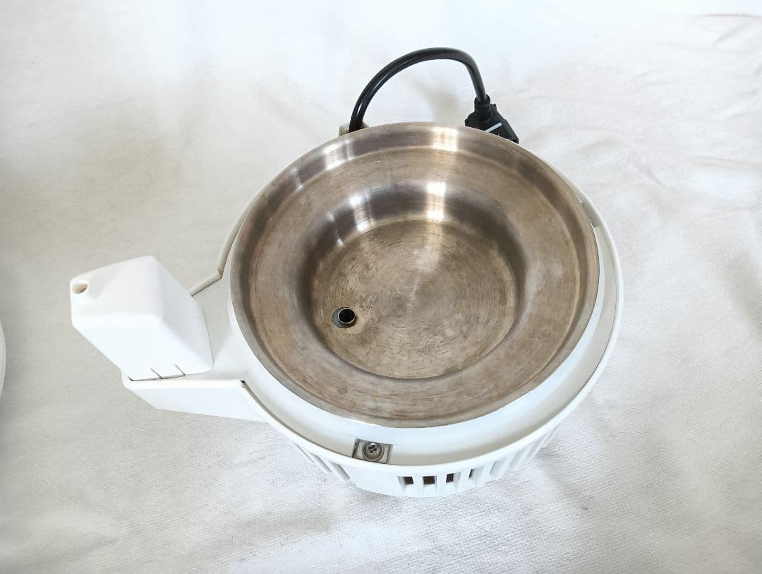 メガホーム 蒸留水器 専用容器付 真水   台湾 健康 美容 蒸留水