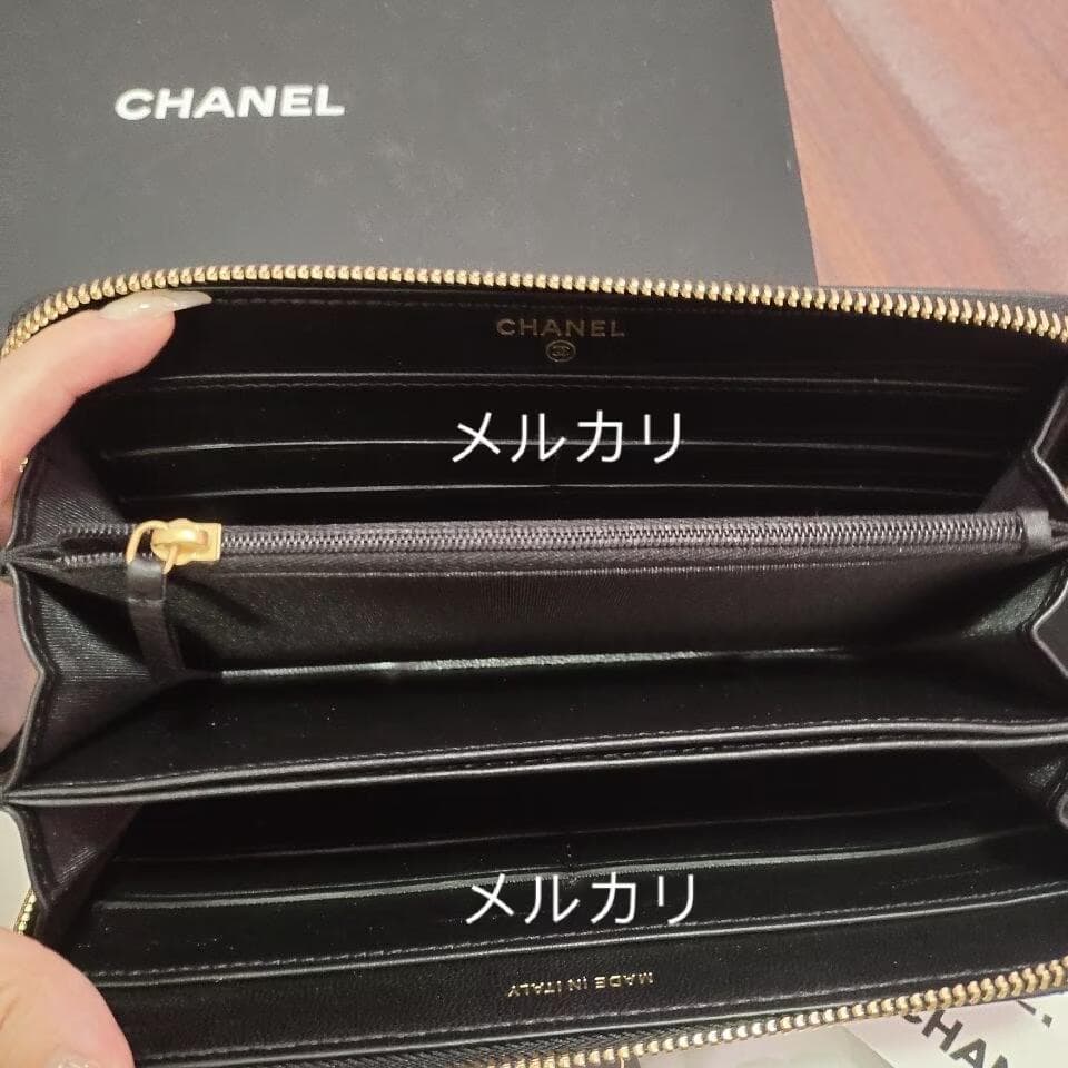 美品 マト*ラッセ ファスナー 長財布