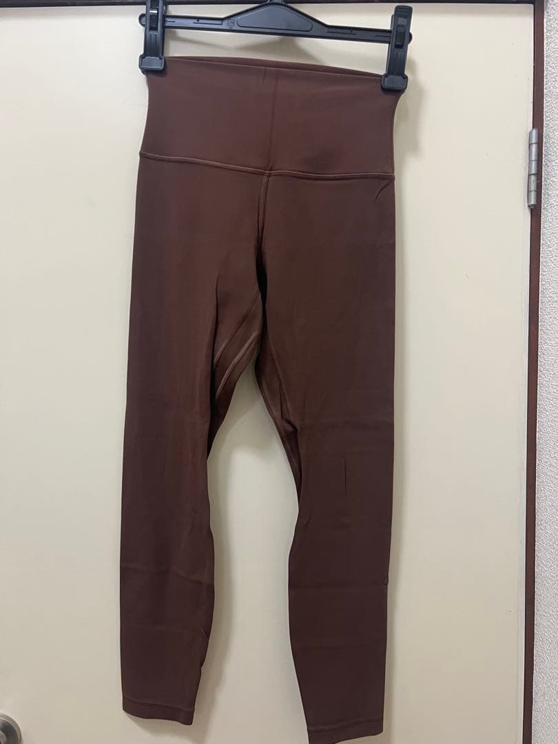 【2週間限定価格 ルルレモン レギンス３本セット】