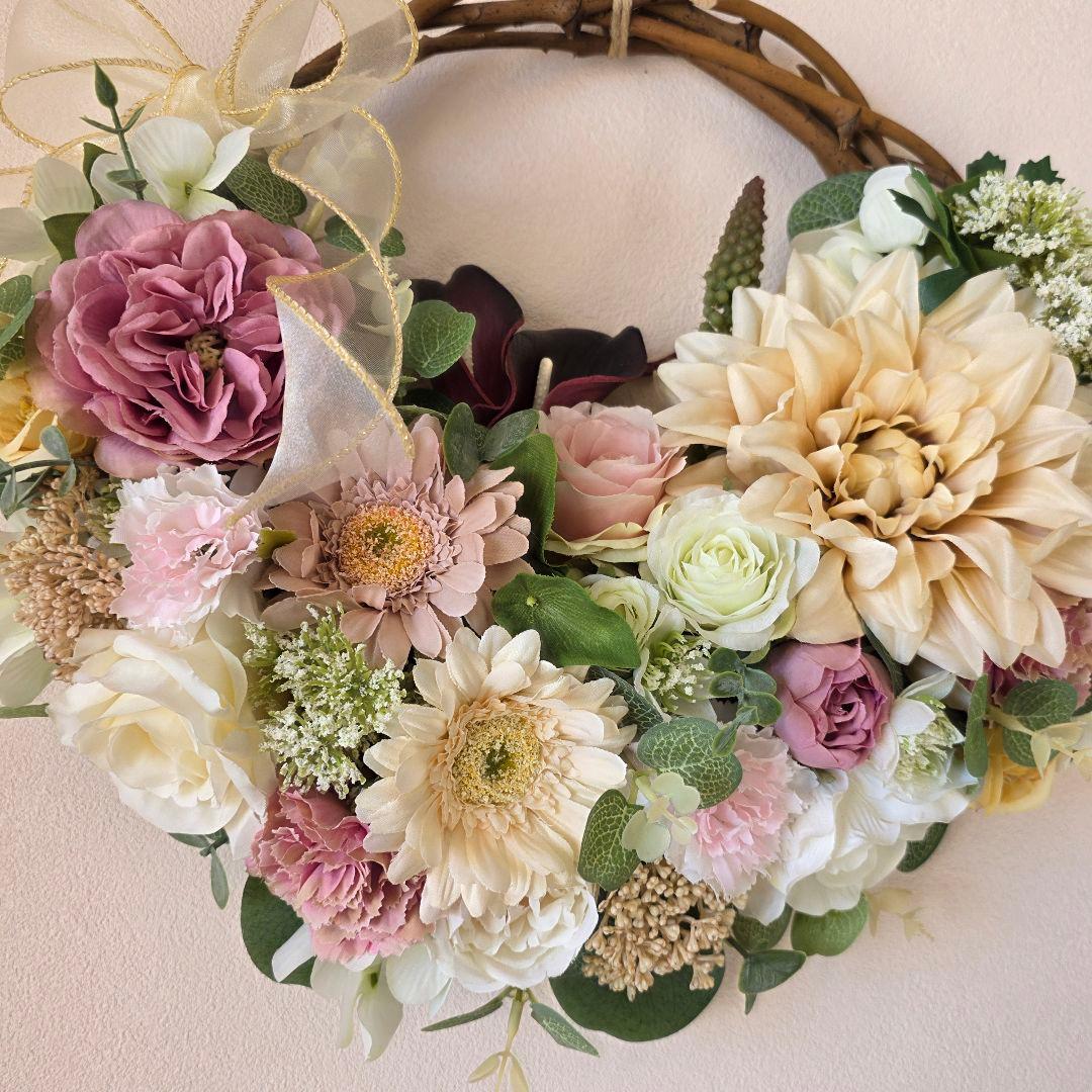 フラワーリース 初春月 2 咲き誇る花たちの花かご 超特大 玄関リース 造花