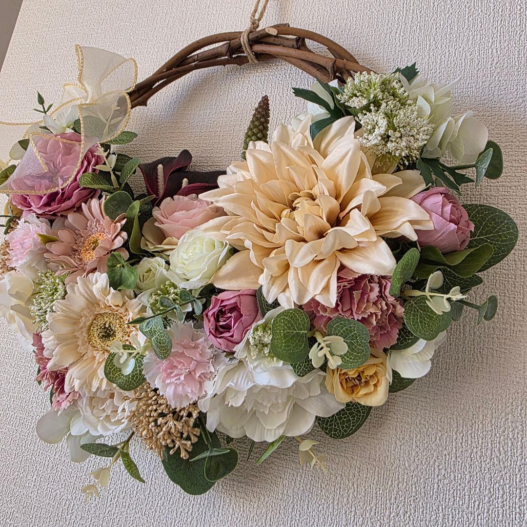 フラワーリース 初春月 2 咲き誇る花たちの花かご 超特大 玄関リース 造花