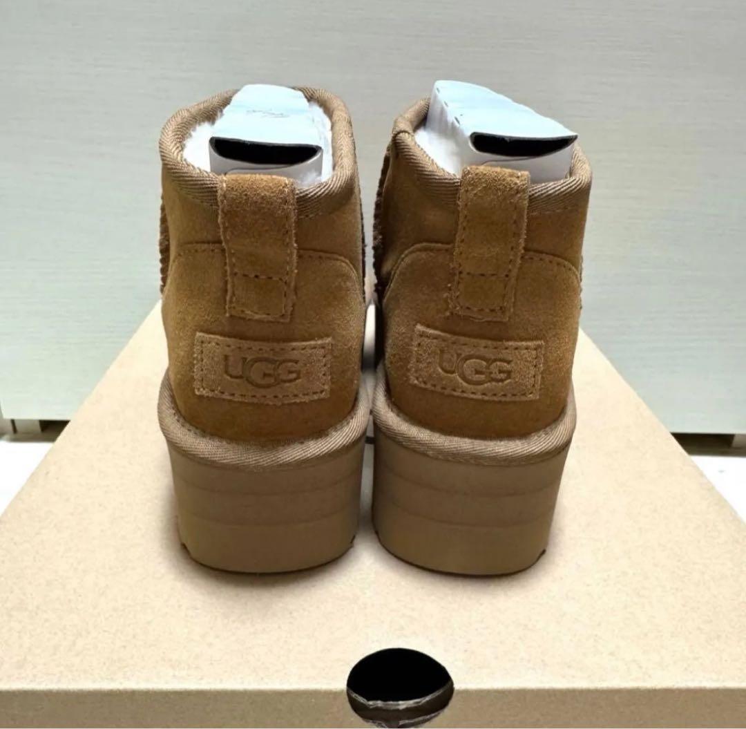【新品未使用】UGG クラシック ウルトラ ミニ プラットフォーム24cm