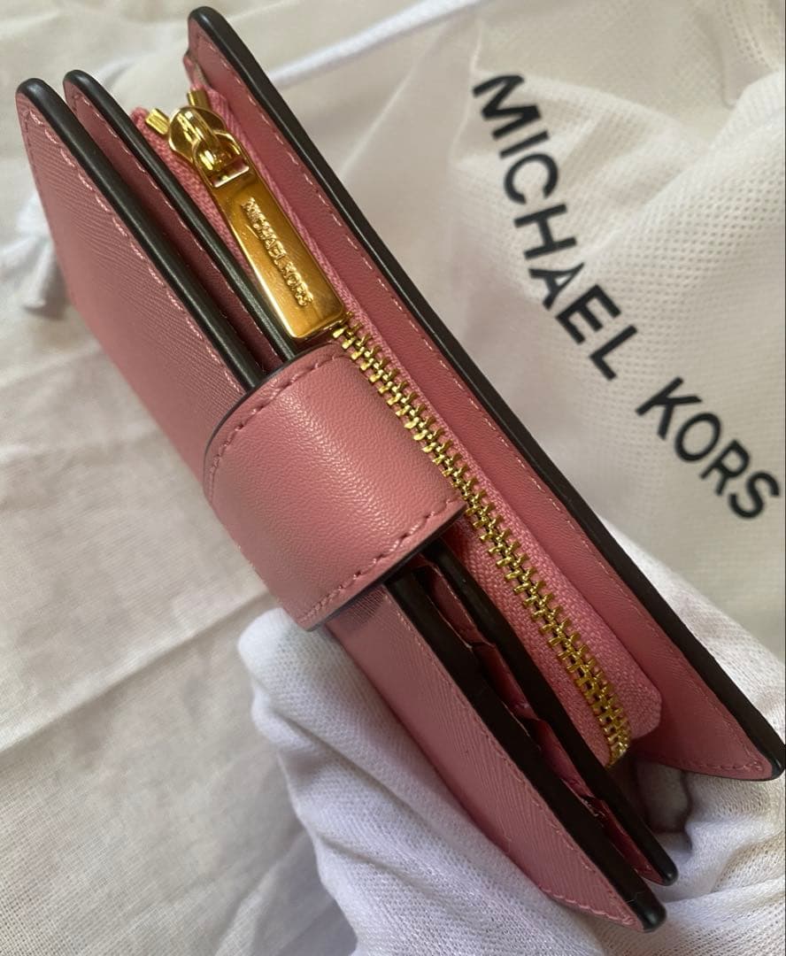 【新品 未使用】MICHAEL KORS ピンク 二つ折り財布