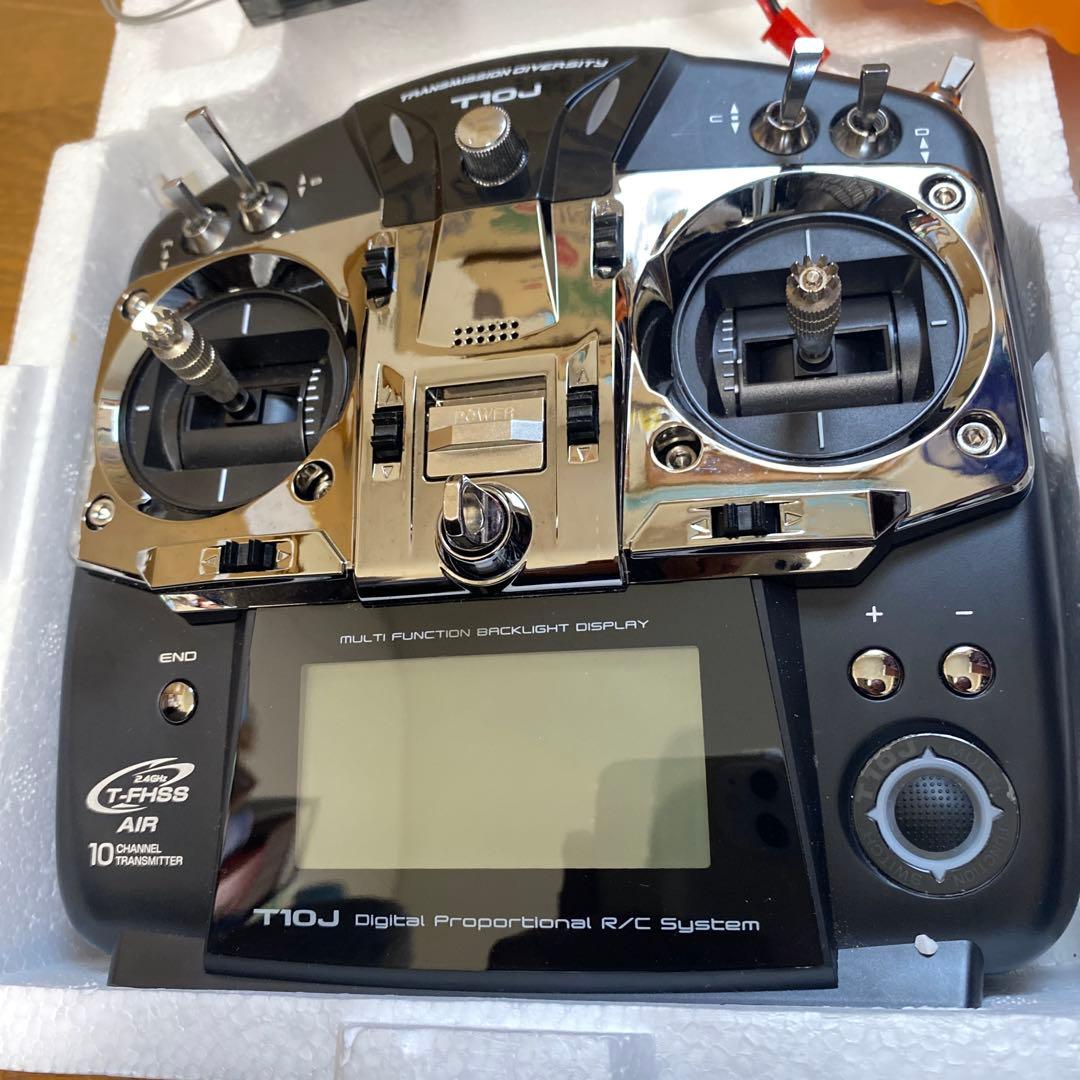 Futaba 10Ｊ 2.4GHz10ch プロポ+受信機+バッテリー＋充電器