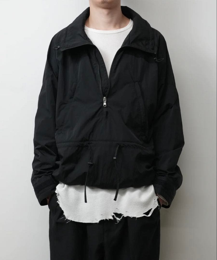 カ*ロ様 ANCELLM NYLON PULLOVER JACKET