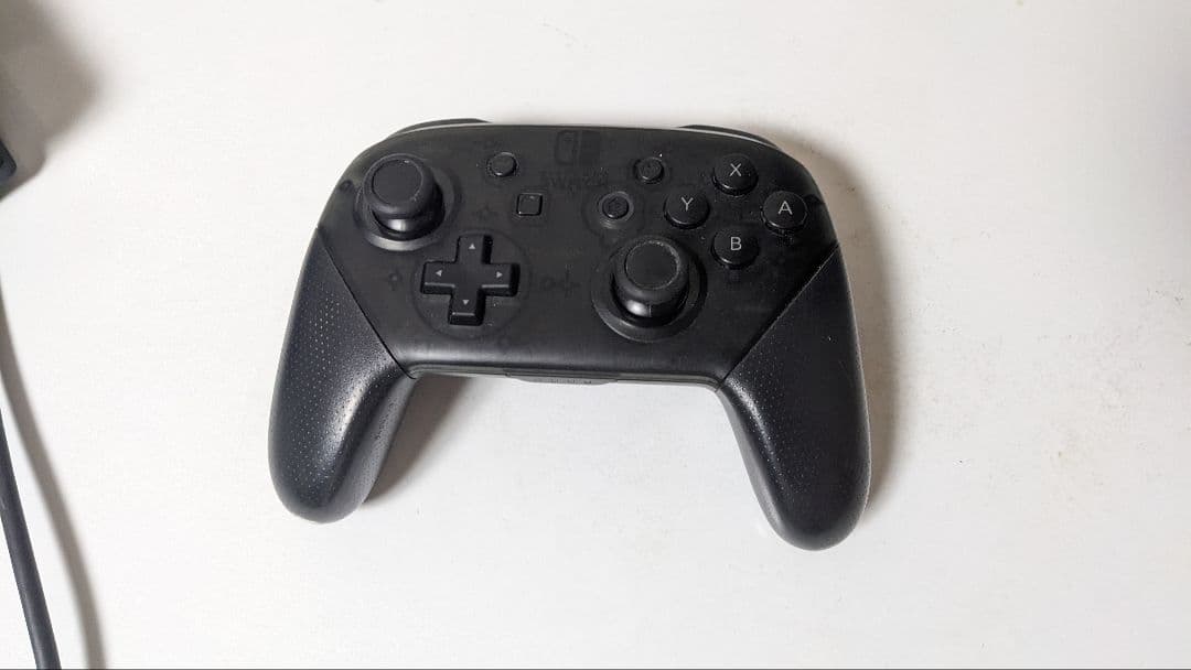 Nintendo switch モンハンライズエディション　プロコン、スマブラ付