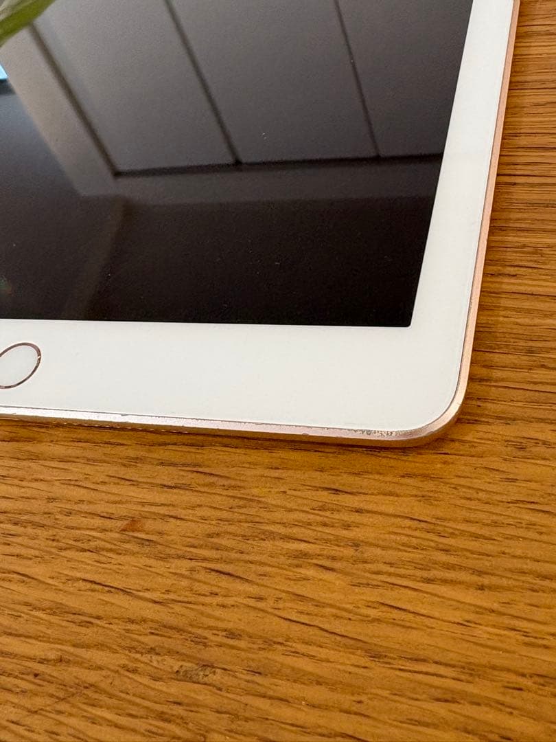 Apple iPad (第６世代) 32GB