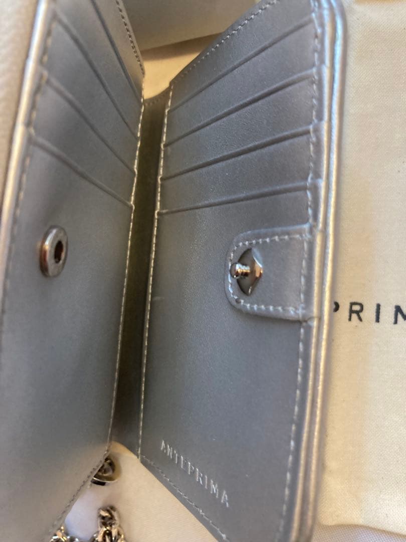 ANTEPRIMA シルバー 二つ折り財布
