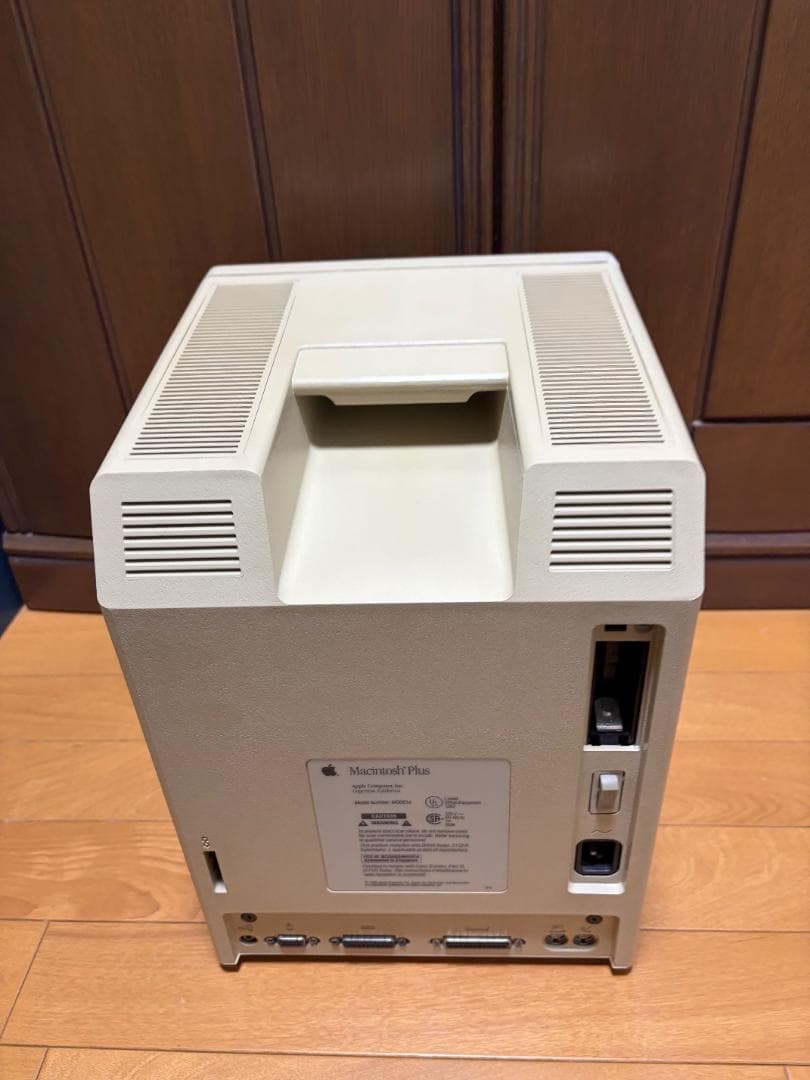 Macデスクトップ Apple Macintosh Plus M0001A